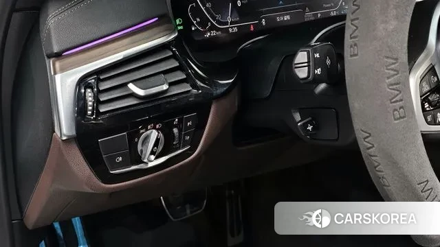 BMW 5 Series (G30) id 3525203 из Кореи 7