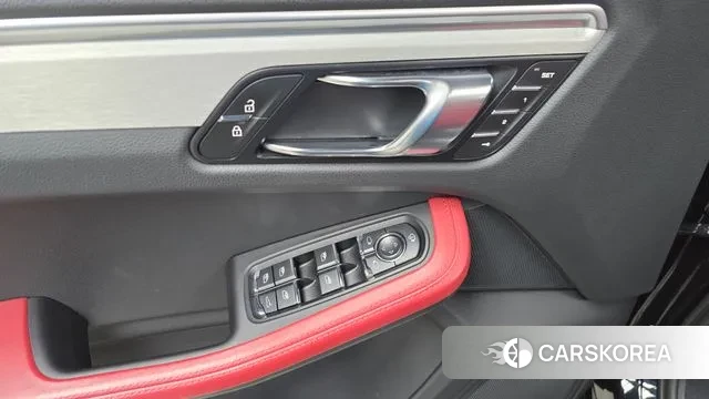 Porsche Macan id 3539078 из Кореи 7