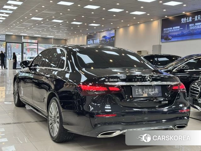 Mercedes-Benz E-class id 4259426 из Китая 7