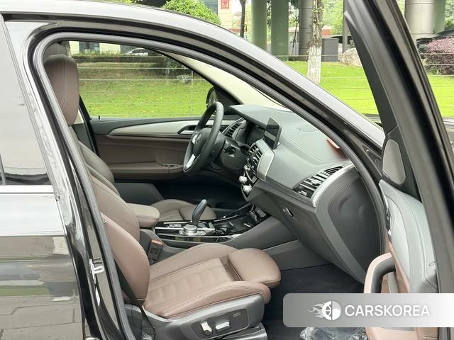 BMW iX3 id 4274504 из Китая 7