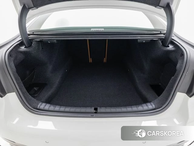 BMW 5 Series (G30) id 3852557 из Кореи 7