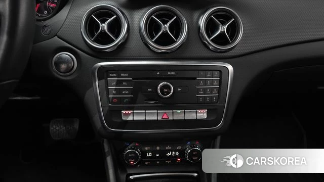 Mercedes-Benz GLA-Class X156 id 4502570 из Кореи 7