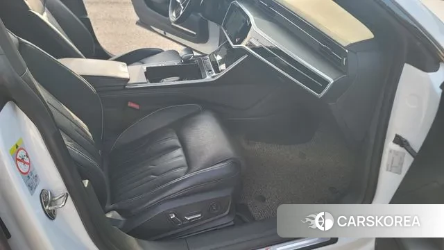 Audi A7 (4K) id 3694840 из Кореи 7