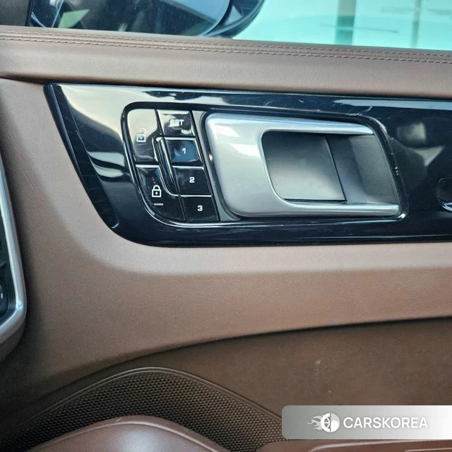 Porsche Cayenne (PO536) id 4513179 из Кореи 7