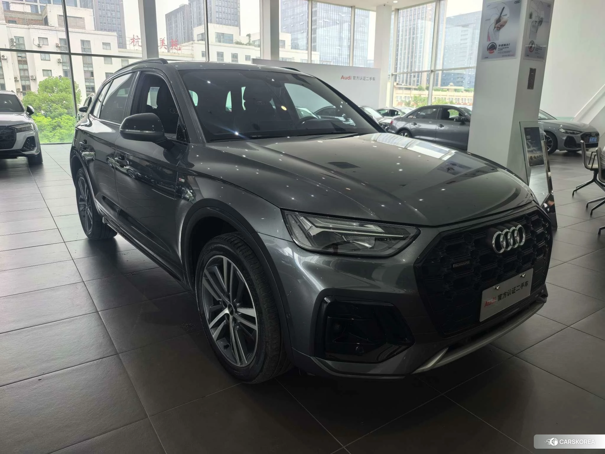 Audi Q5L id 4452614 из Китая 7