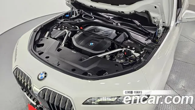 BMW 7 Series (G70) id 2626362 из Кореи 7