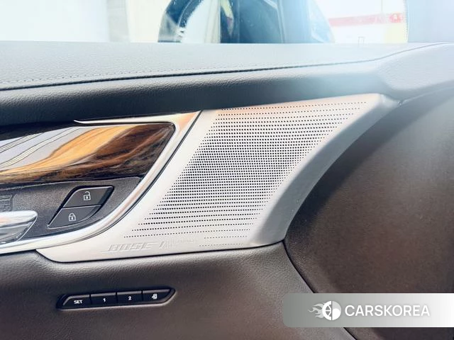 Cadillac XT6 id 4254277 из Китая 7