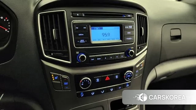 Hyundai The New Grand Starex id 2328603 из Кореи 7