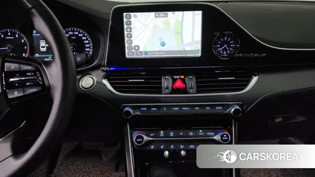 Hyundai Grandeur IG id 3672764 из Кореи 7