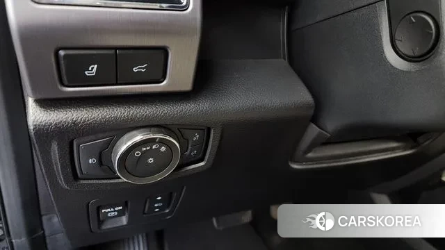 Ford Expeditation id 3295753 из Кореи 7