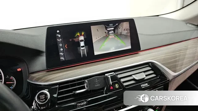 BMW 5 Series (G30) id 3029416 из Кореи 7