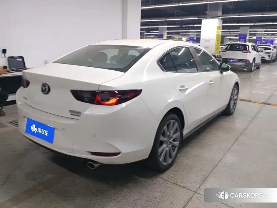 Mazda 3 id 4644376 из Китая 7