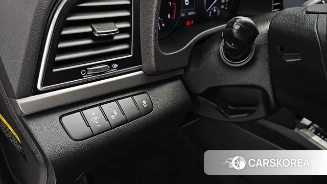 Hyundai Avante AD id 3319847 из Кореи 7