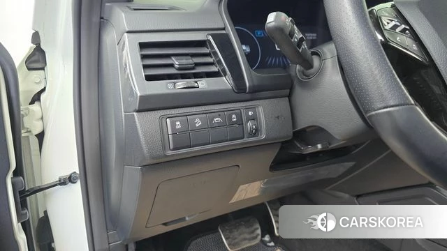Ssangyong The New Rexton Sports Cannes id 4779222 из Кореи 7