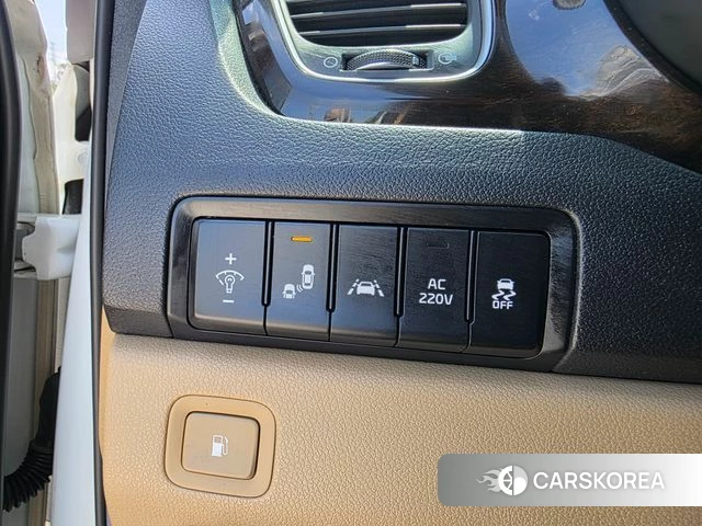 Kia The New Carnival id 4225781 из Кореи 7