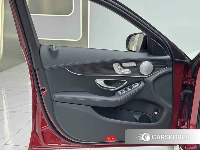 Mercedes-Benz Class C id 4278003 из Китая 7