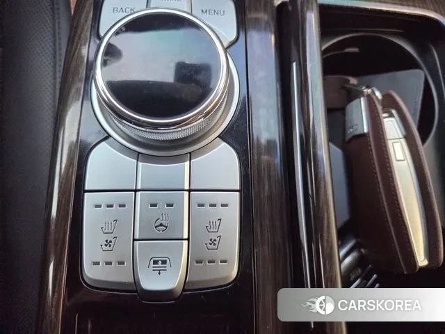 Genesis G90 id 3235928 из Кореи 7