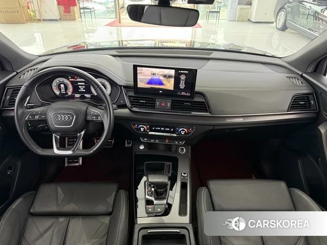 Audi Q5L id 3913603 из Китая 7