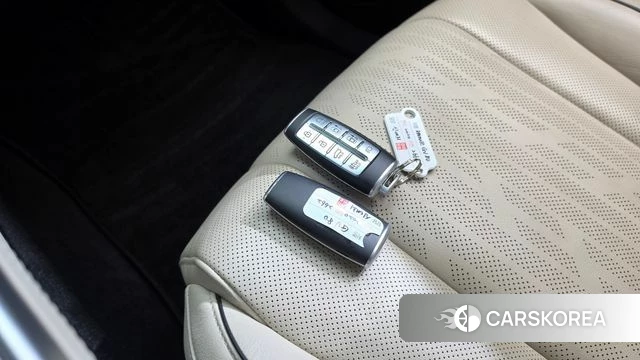 Genesis GV80 id 4304344 из Кореи 7