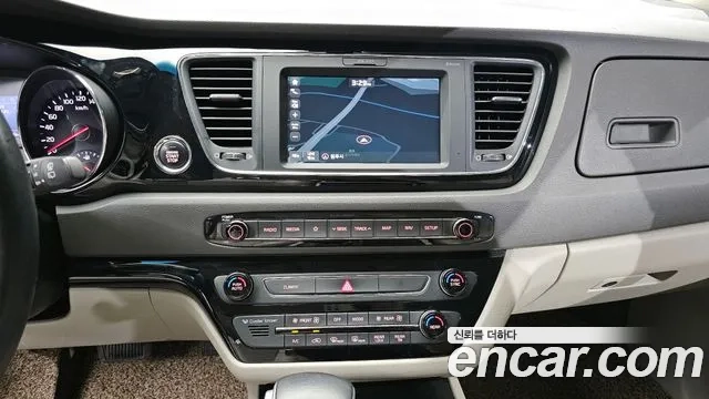 Kia All New Carnival id 2937384 из Кореи 7