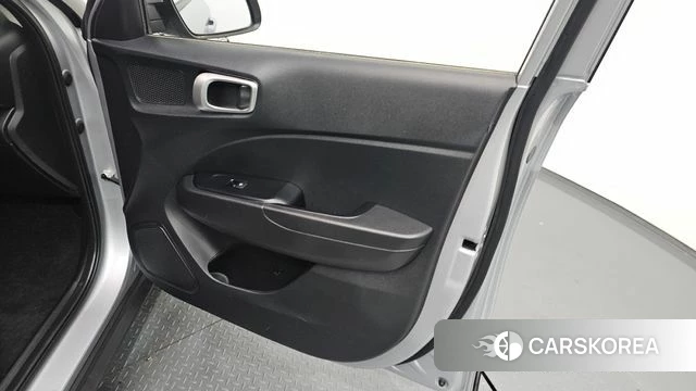 Hyundai Venue id 4283676 из Кореи 7