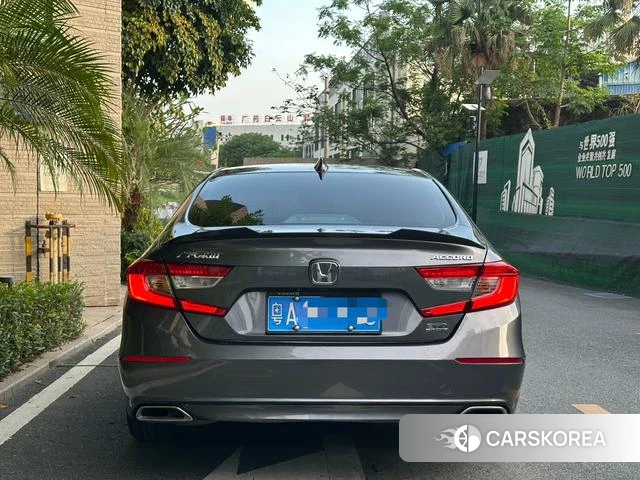 Honda Accord id 4313597 из Китая 7