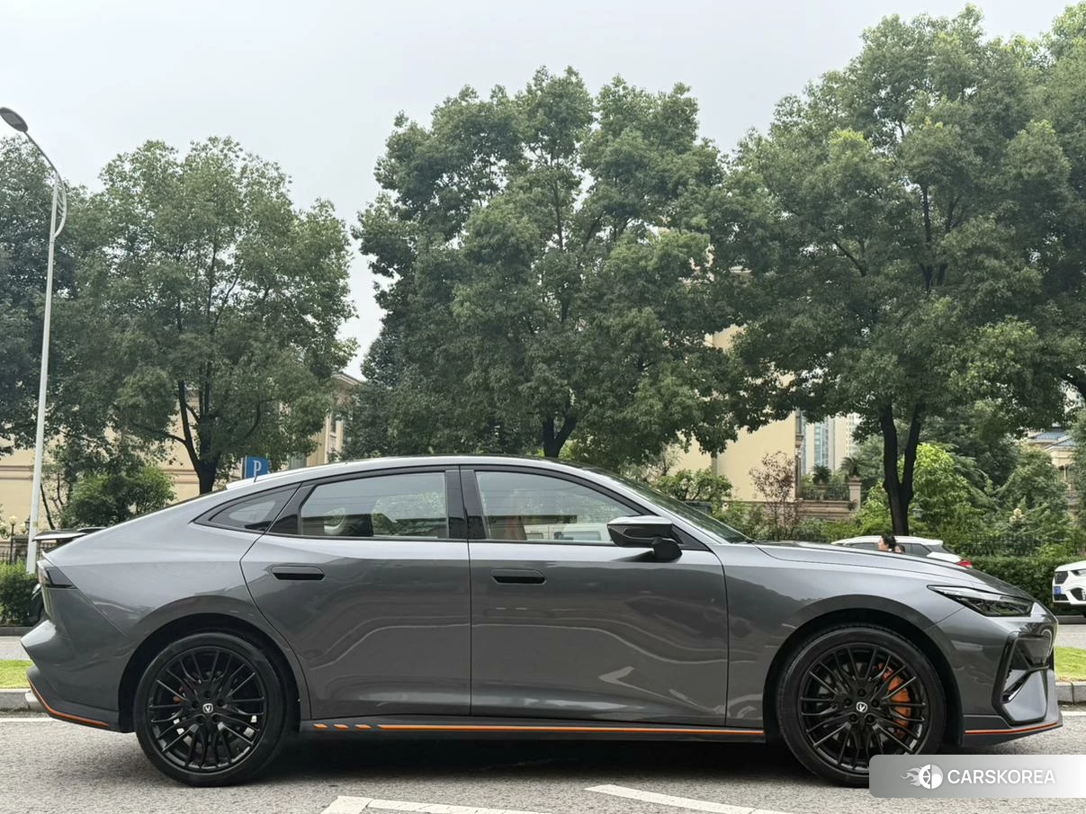 Chang'an UNI-V id 4479826 из Китая 7