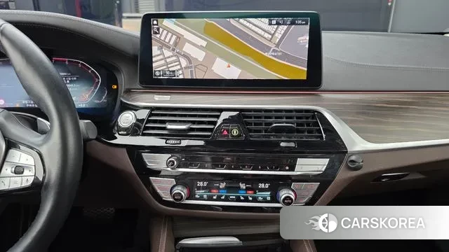 BMW 5 Series (G30) id 3529216 из Кореи 7