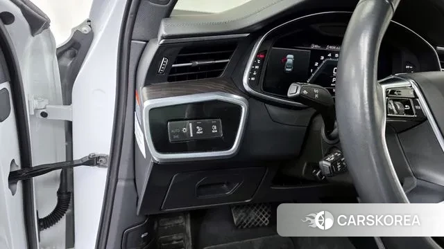 Audi A6 (C8) id 3726065 из Кореи 7