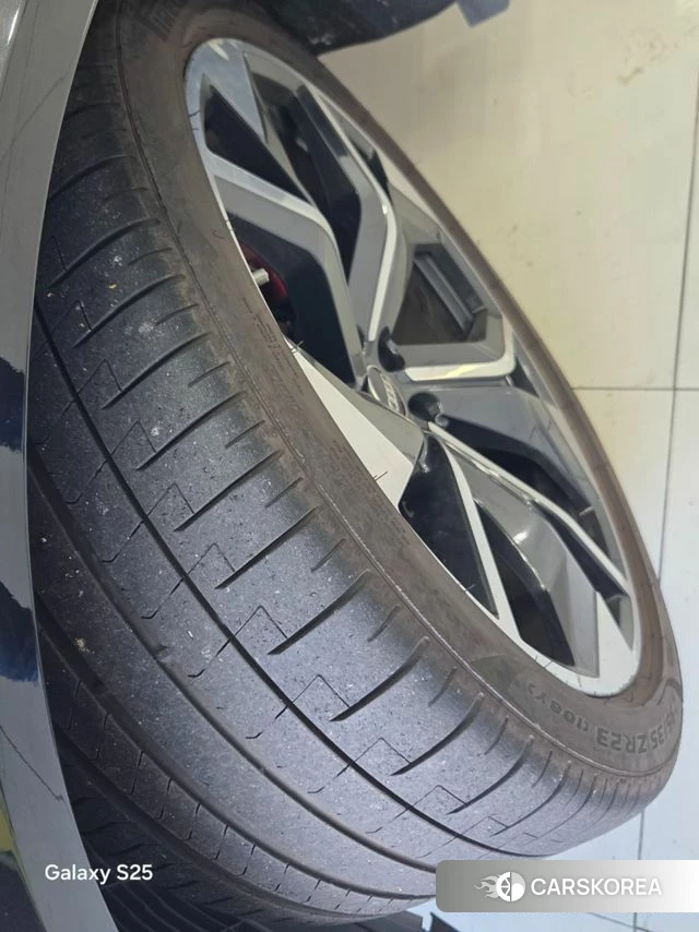 Audi RSQ8 (4M) id 4711455 из Кореи 7