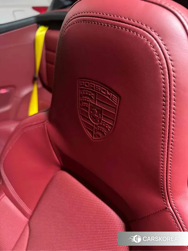 Porsche 911(992) id 3219773 из Кореи 7