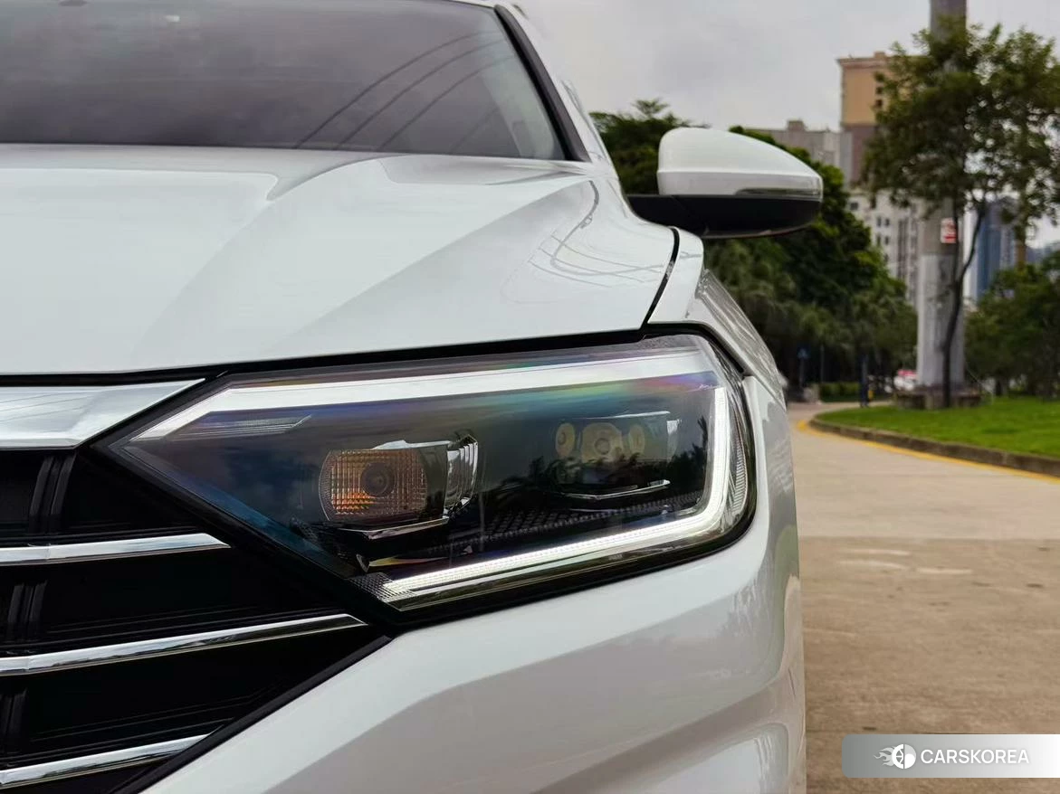 Volkswagen Sagitar id 4454424 из Китая 7