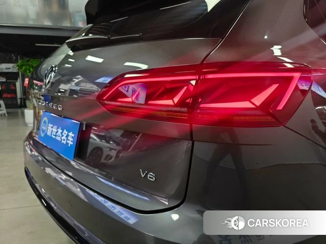 Volkswagen Touareg id 4260063 из Китая 7