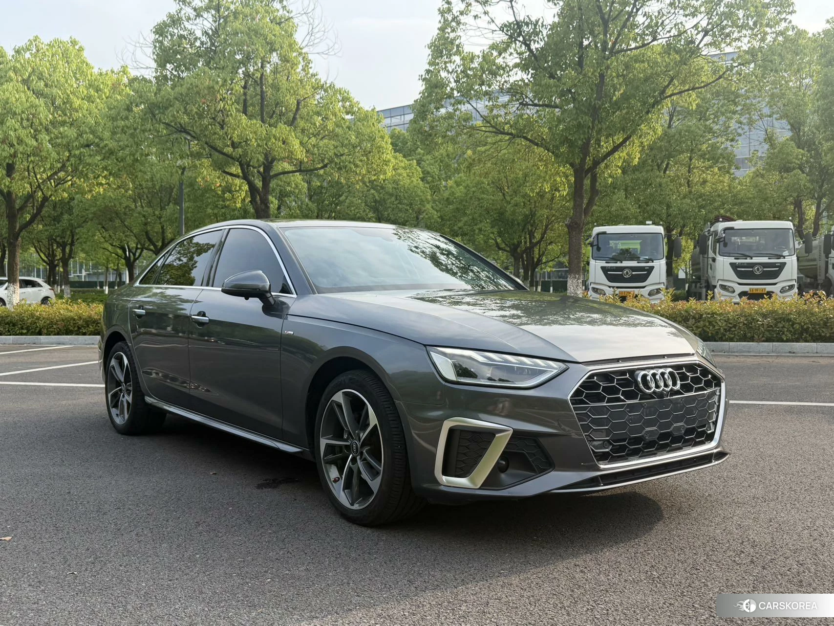 Audi A4L id 4413454 из Китая 7