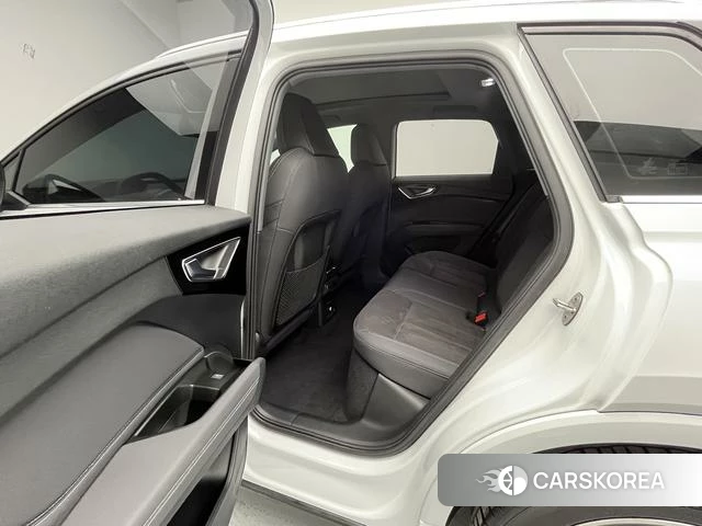 Audi Q4 e-tron id 4342170 из Китая 7