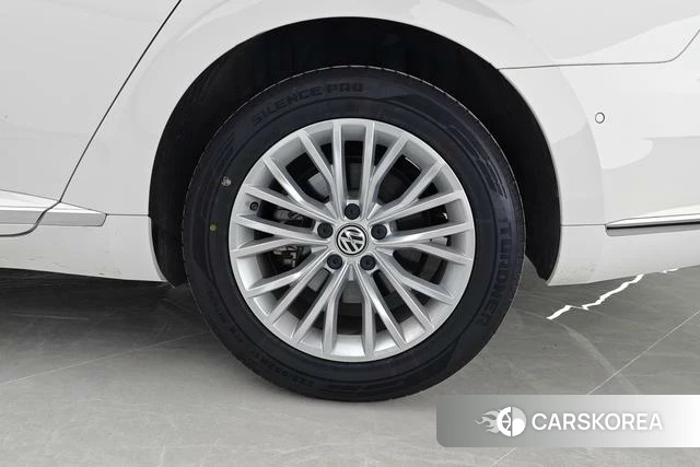 Volkswagen CC id 4236575 из Китая 7