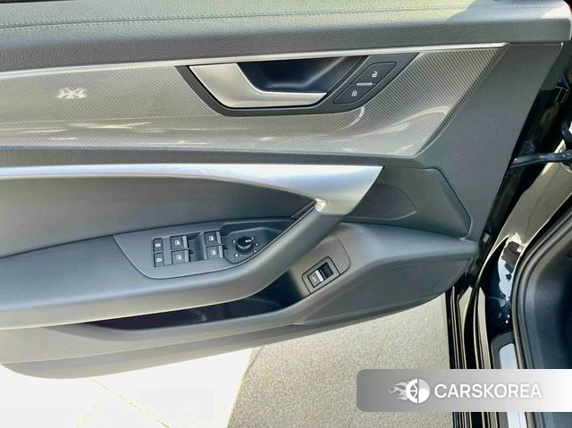 Audi A6L id 4278827 из Китая 7