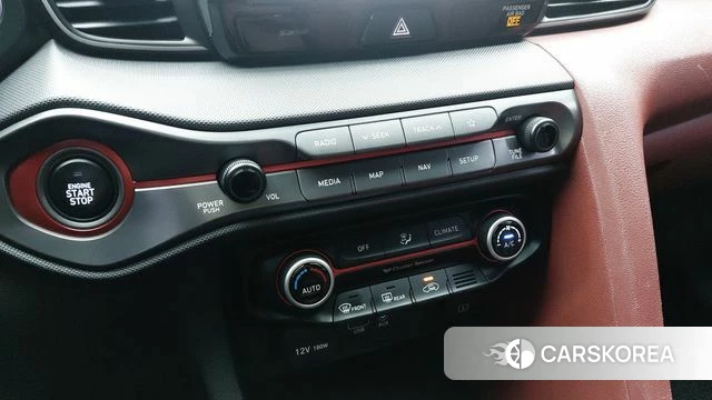 Hyundai Veloster (JS) id 4596040 из Кореи 7