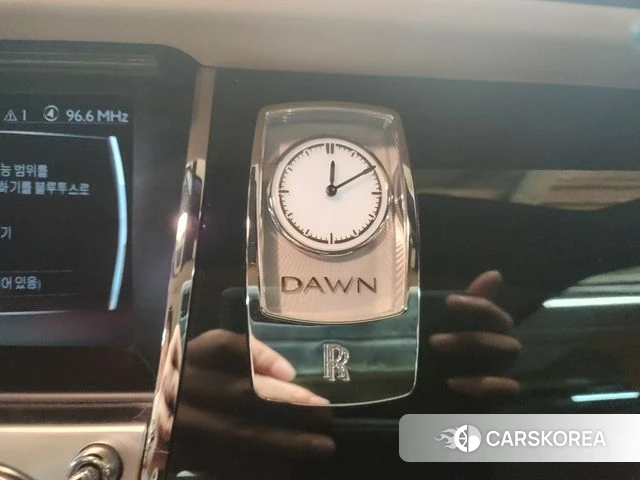 Rolls-Royce Dunn id 3873733 из Кореи 7