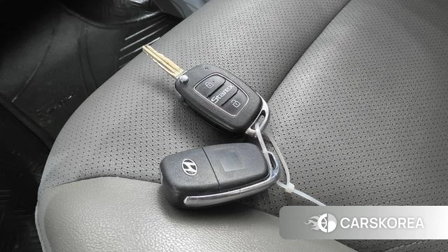 Hyundai The New Grand Starex id 4708604 из Кореи 7