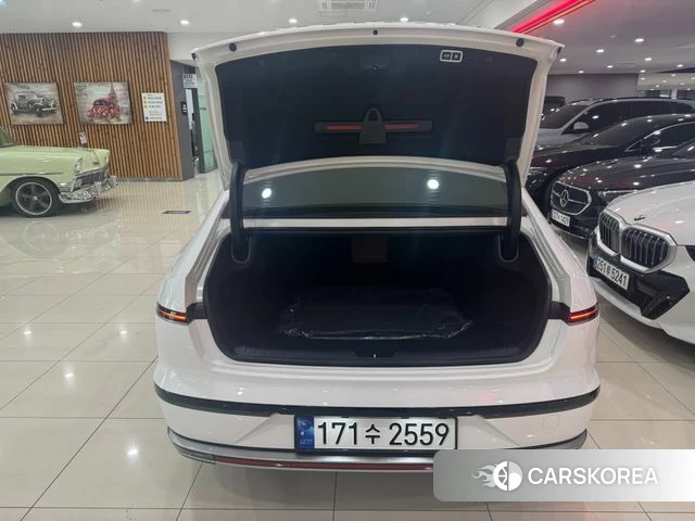 Hyundai Grandeur (GN7) id 4947121 из Кореи 7
