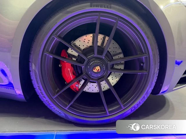 Porsche 911(992) id 4540941 из Кореи 7