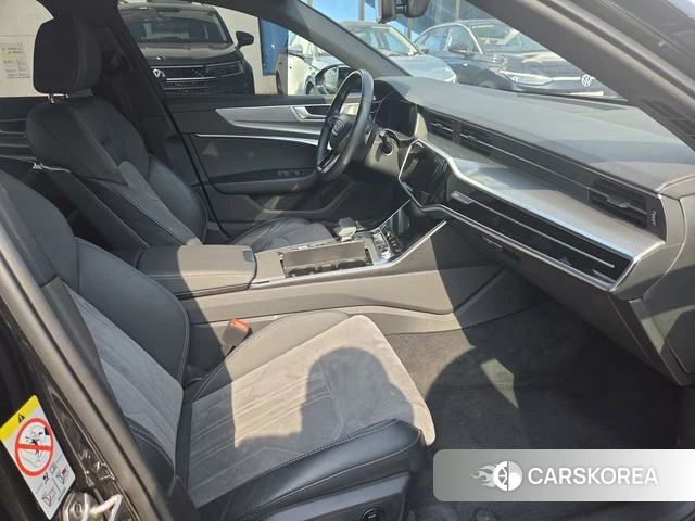 Audi A6L id 4300474 из Китая 7