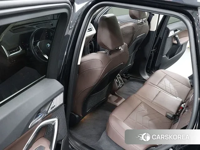 BMW iX1 (U11) id 3550100 из Кореи 7