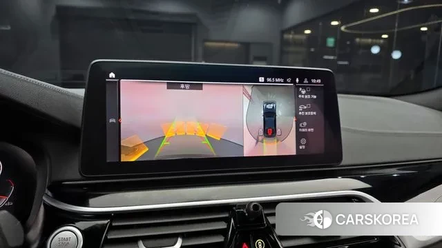 BMW 5 Series (G30) id 3758530 из Кореи 7