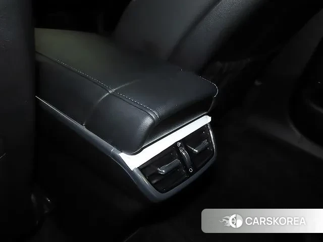 Hyundai The New Grandeur IG Hybrid id 3771141 из Кореи 7