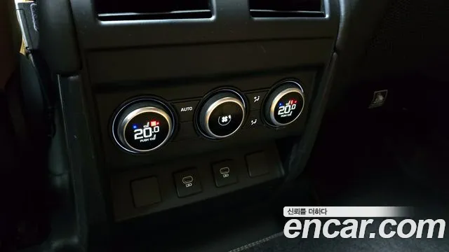 Land Rover Defender (L663) id 2842872 из Кореи 7