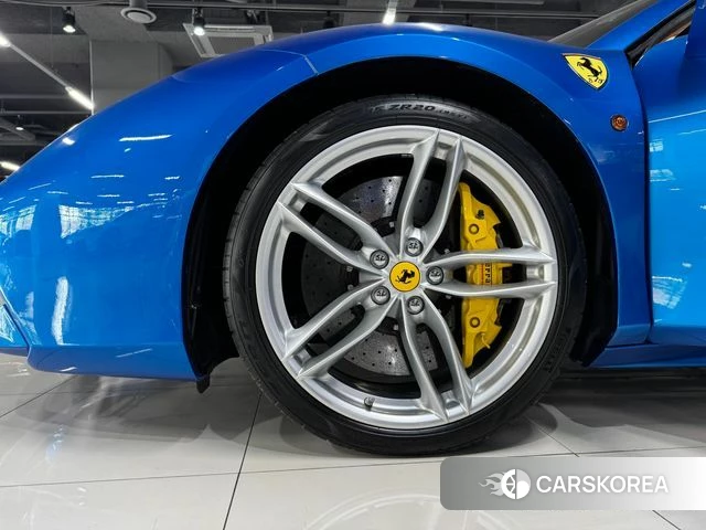 Ferrari 488 Spider id 4410884 из Кореи 7