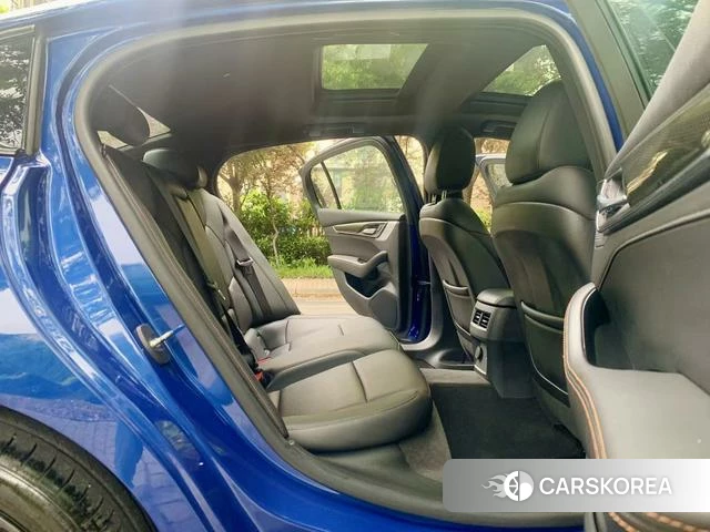 Cadillac CT5 id 4253919 из Китая 7
