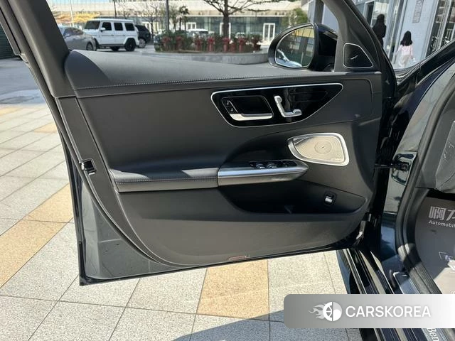 Mercedes-Benz Class C id 4307546 из Китая 7